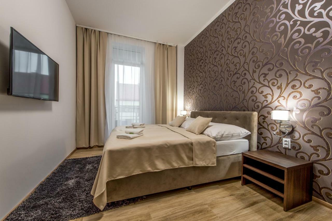 Hotel Black Horse Presov Bagian luar foto